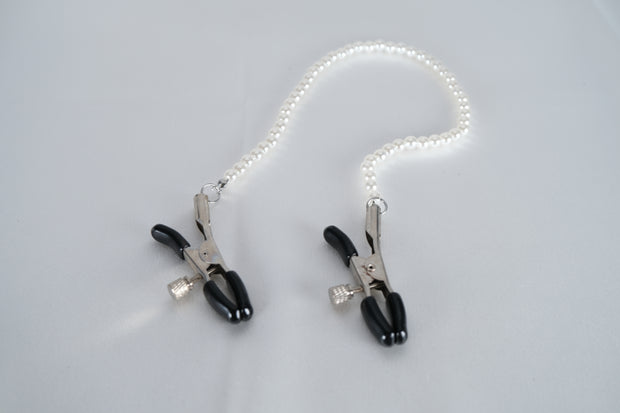 Nipple Clamps With Pearl Chain