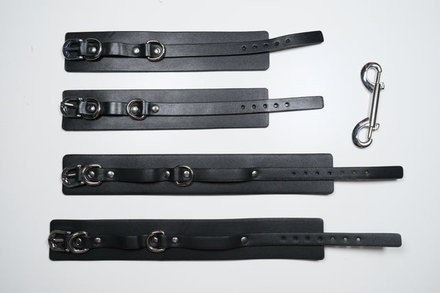 Luxury BDSM Restraint Set