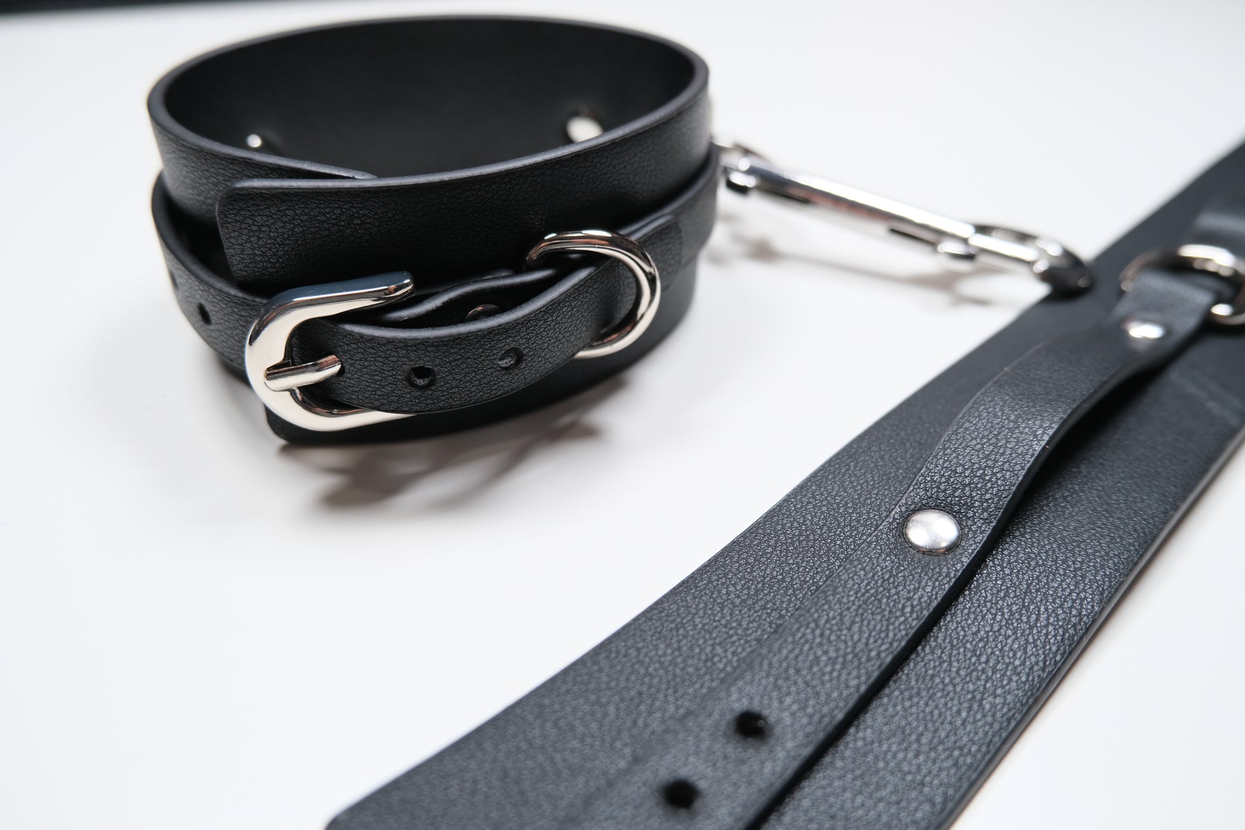 BDSM Restraint Set For Beginner Fetish Bondage Set Leather Restraint ...