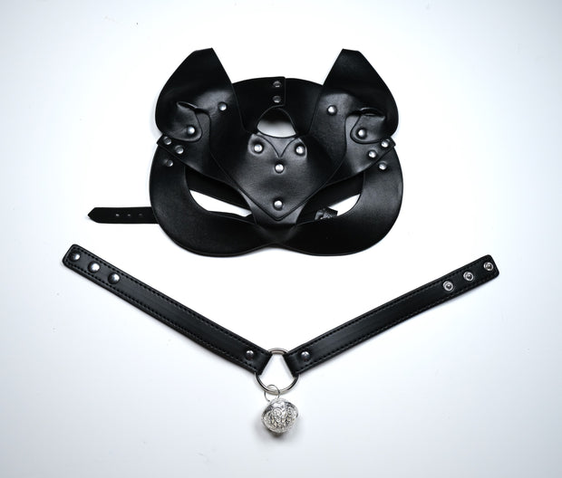 Luxury Mask With Bell Collar Kit