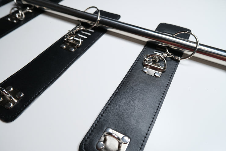 Spreader Bar With Handcuffs Foot Wrist