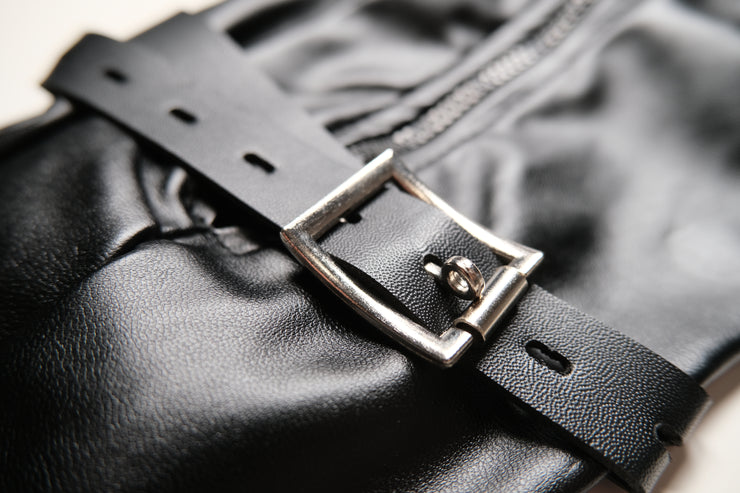 Zipper Arm Restraint