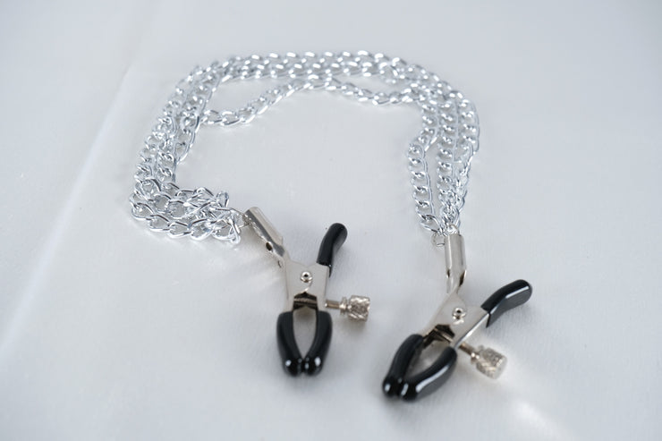 Nipple Clamps With Triple Chain