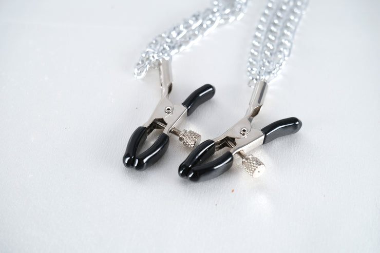 Nipple Clamps With Triple Chain