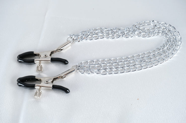 Nipple Clamps With Triple Chain