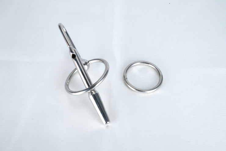 URETHRAL SOUNDS THROUGH HOLE PLUG