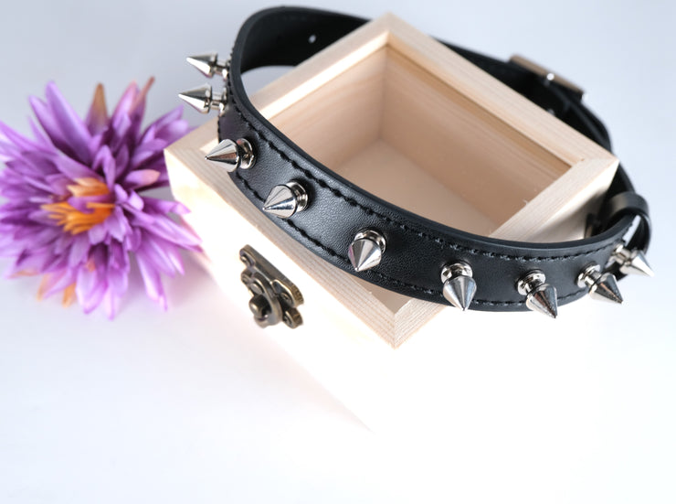 Metal Spike Studded Collar Choker Necklace