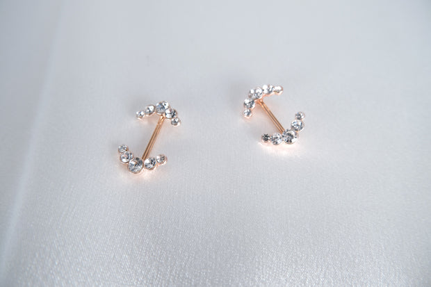 Curved Gem Barbell Nipple Ring