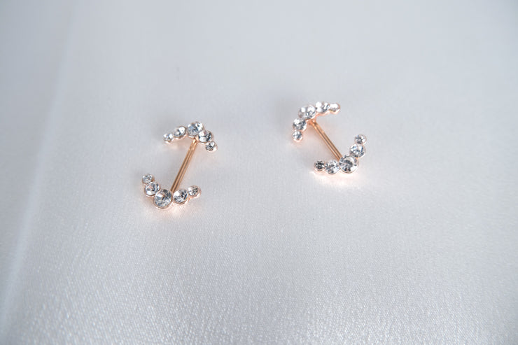 Curved Gem Barbell Nipple Ring