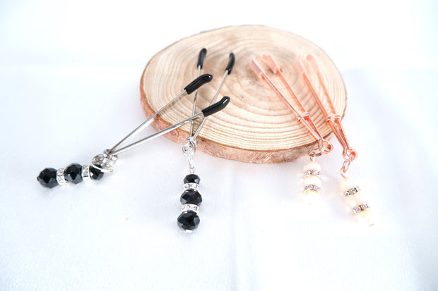 Nipple Clamps With Black Rhinestones Pendant