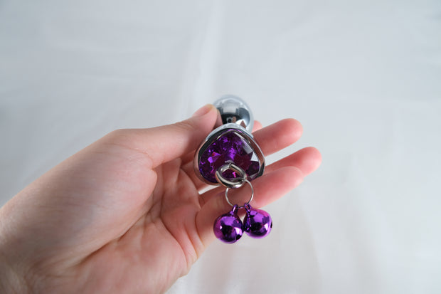 Jeweled Butt Plug with Chain Lead